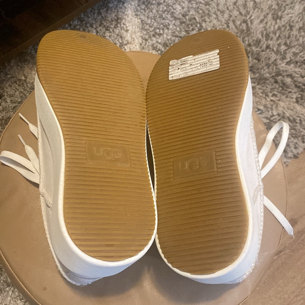 UGG Women's EZ-DUZZIT LACE Sneaker, White/Cream, US size 9 - Picture 6 of 8